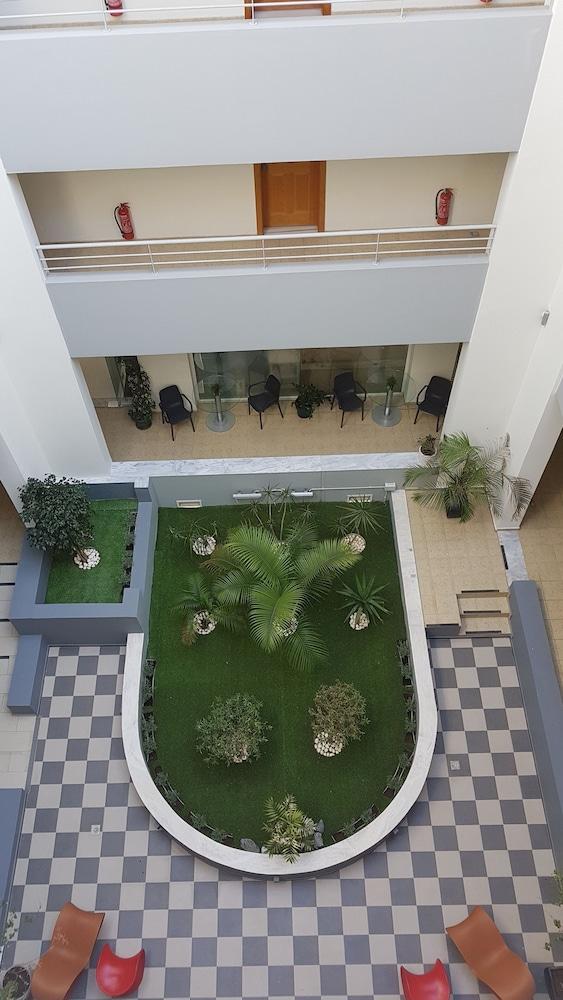 Cosmos Hotel Rethymno Esterno foto