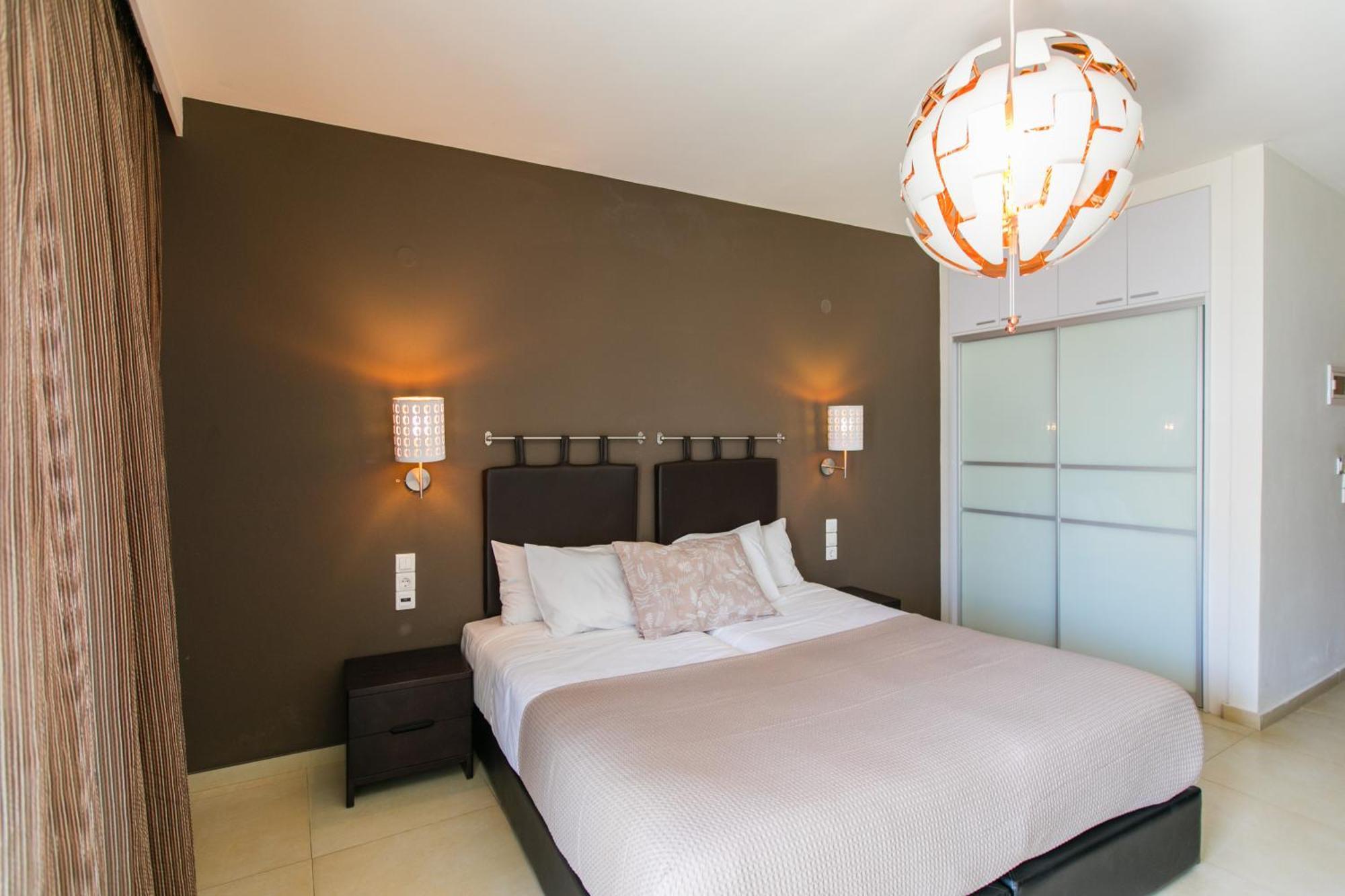 Cosmos Hotel Rethymno Esterno foto