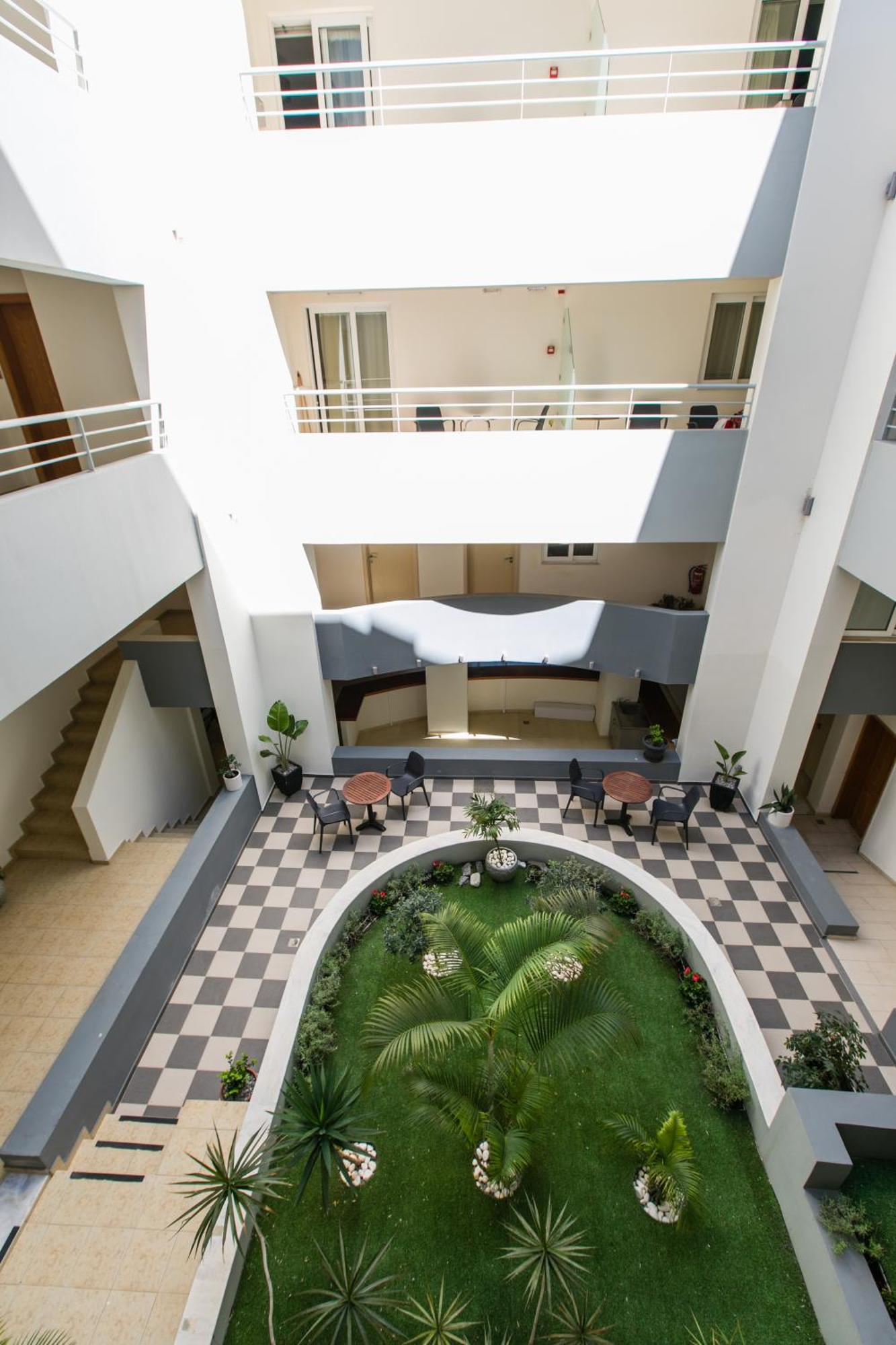 Cosmos Hotel Rethymno Esterno foto