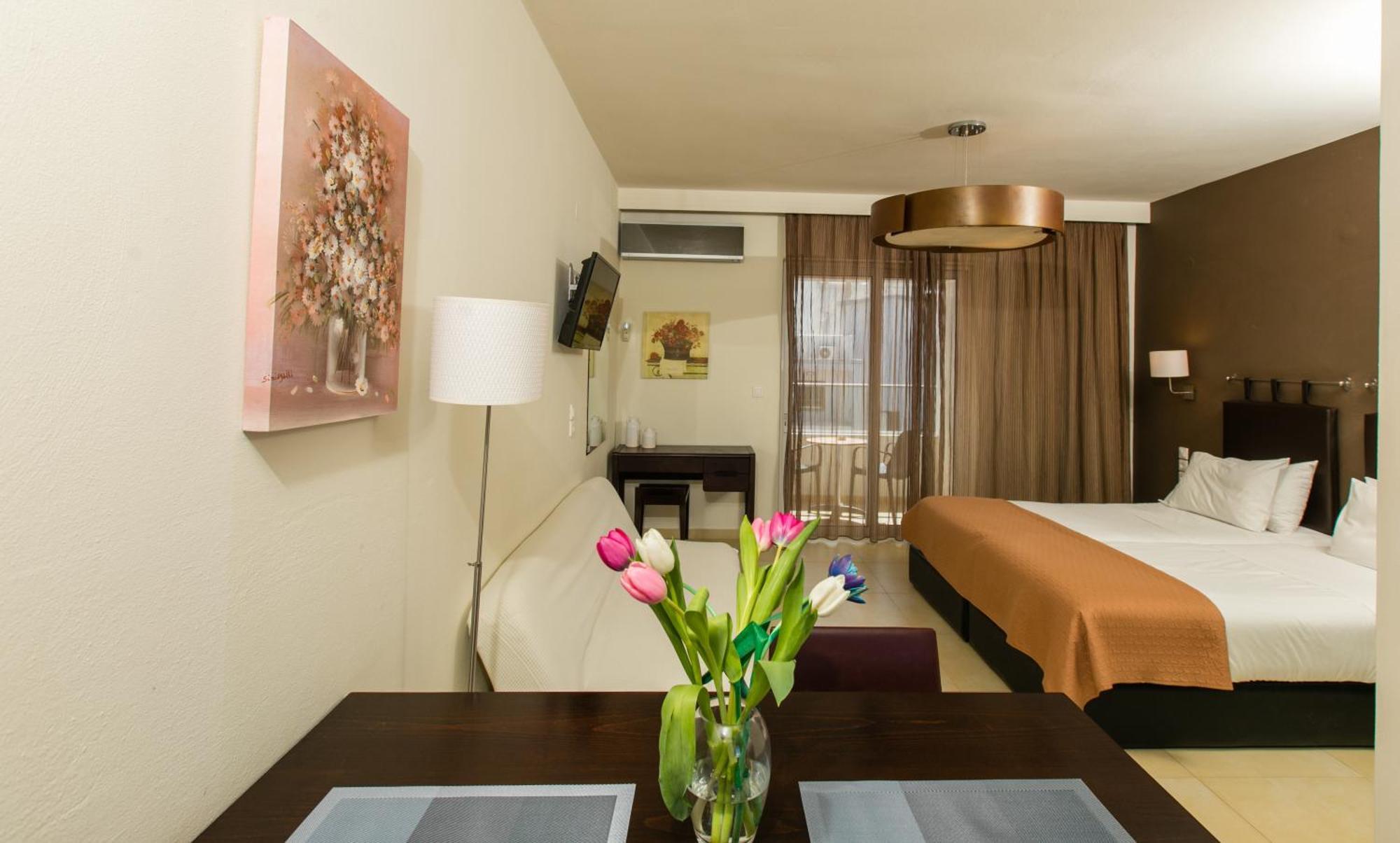 Cosmos Hotel Rethymno Esterno foto