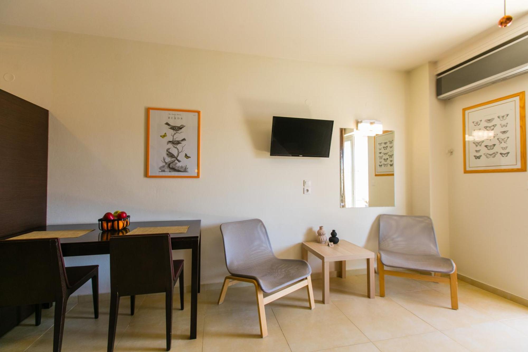 Cosmos Hotel Rethymno Esterno foto